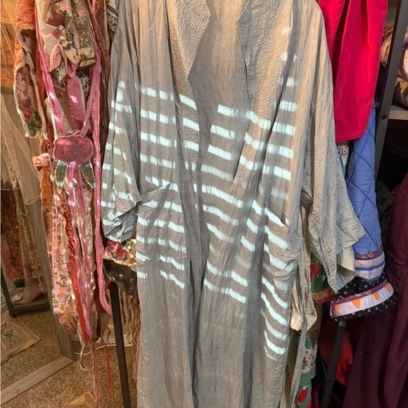 Other - Vintage silk Gray Textured Kimono Robe